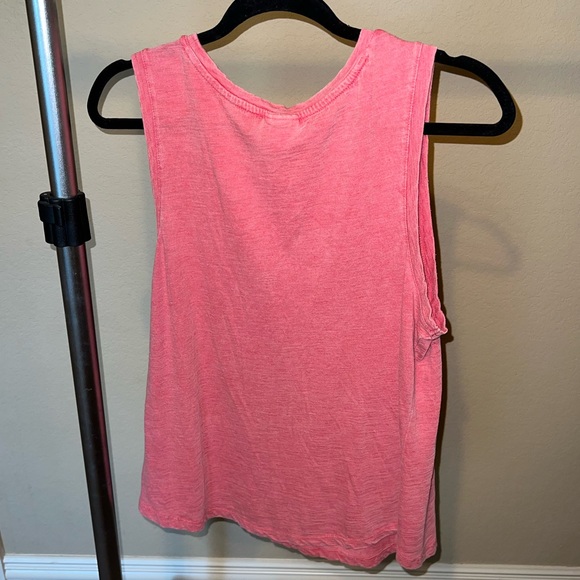 Mossimo tank top - Picture 2 of 7
